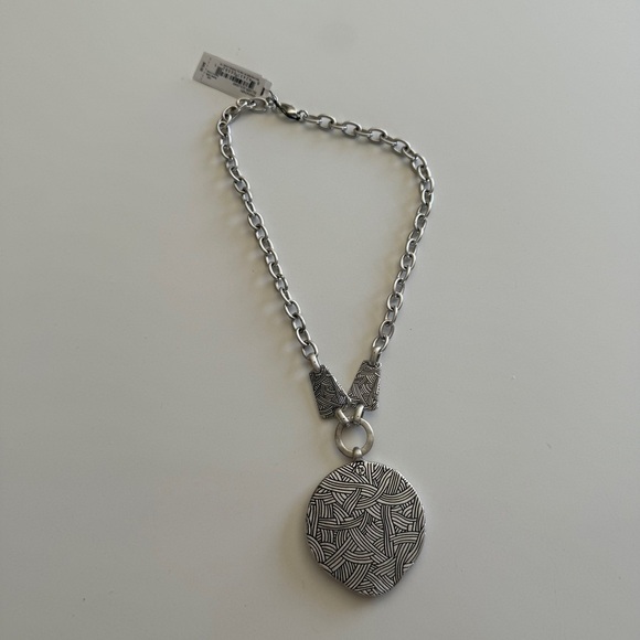 THE SAK- Two Tone-Gold & Silver-Distressed-Statement-Necklace-NWT - Picture 6 of 11